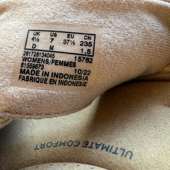 NEW Clarks Women\'s Jillian Gem Wedge in Warm Beige Size 7 M